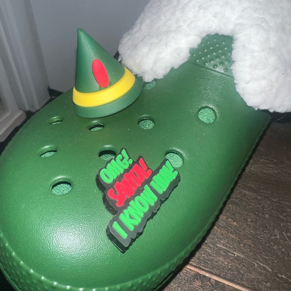 ELF Christmas Holiday Fleece Lining Classic Clog Crocs with Jibbitz M 10 W 12 - Picture 2 of 7